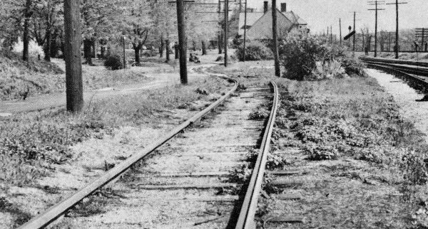 Yet another historic photo of the CL&A track at the Big Four Railroad's Fernbank station