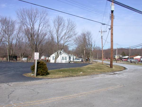 CM&B right-of-way running along the north side of Newtonsville-Pleasant Plain Road in Newtonsville