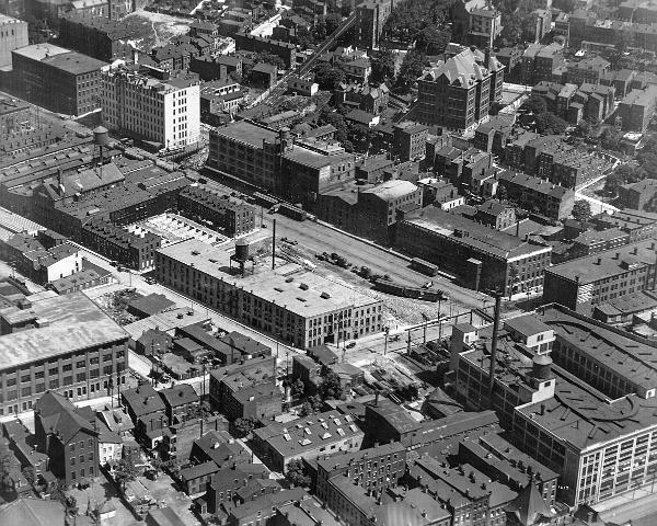 Historic aerial of Eggleston Avenue and 3rd Street in 1922