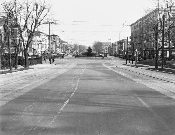 Historic photo of Erie Avenue at Hyde Park Square