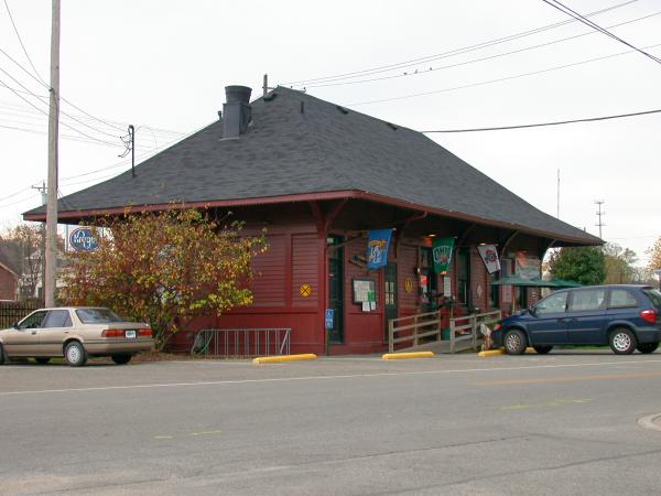 The old Madeira station along Miami Road