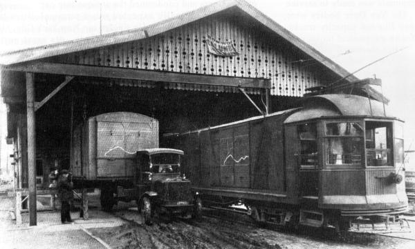 Historic photo of the CL&A terminal at Anderson Ferry Road in approximately 1921