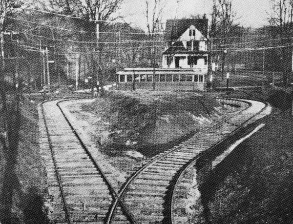 Historic photo of the newly opened Gracely loop at Birch Lane after conversion of the CL&A to streetcars in 1930