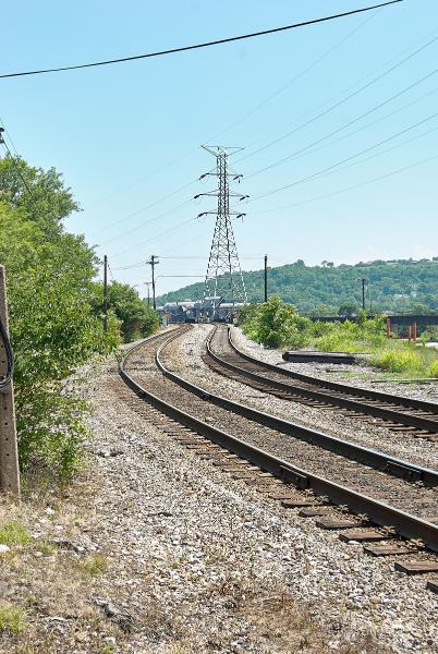 Approach tracks for the C&O viaduct, next to the location of the CH&D station