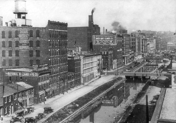 Historic photo of the Miami & Erie Canal, prior to construction of the subway