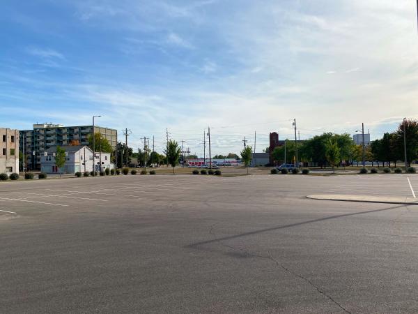 Miami & Erie Canal route approaching central Middletown