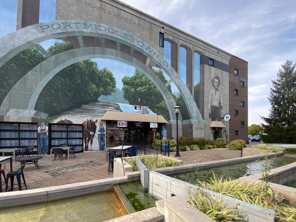 Miami & Erie Canal memorial fountain at Central and Verity in Middletown
