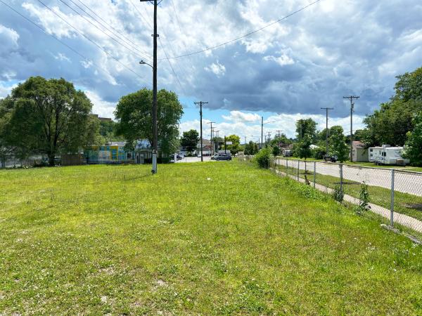 Location of Miami & Erie Canal Miamisburg lock #26 at Lock Street and 1st Street