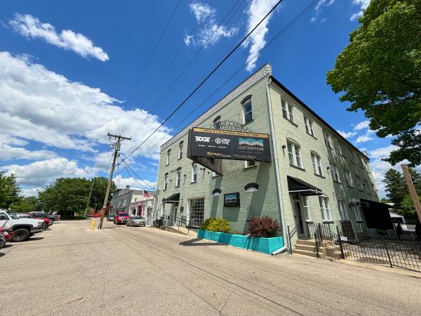 Miami & Erie Canal right-of-way and canal-era buildings south of Central Avenue