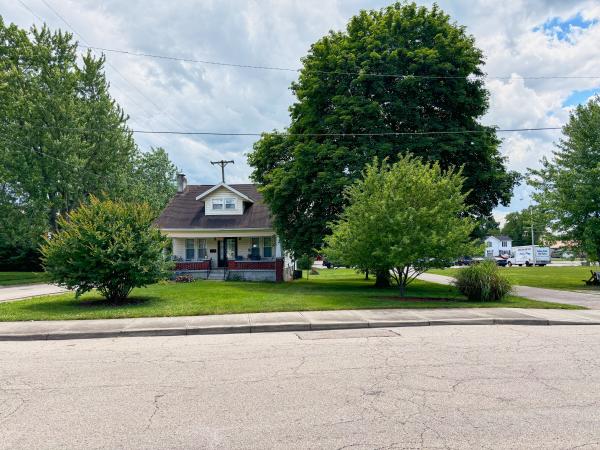 Miami & Erie Canal right-of-way approaching Pearl Street in Miamisburg