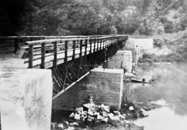 Historic photo of the replacement Miami & Erie Canal Taylorsville aqueduct over the Great Miami River just before the great flood of 1913