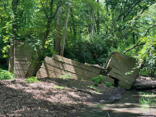 Miami & Erie Canal Taylorsville aqueduct west abutment