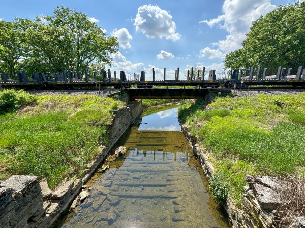 Miami & Erie Canal aqueduct remnants over Peters Creek