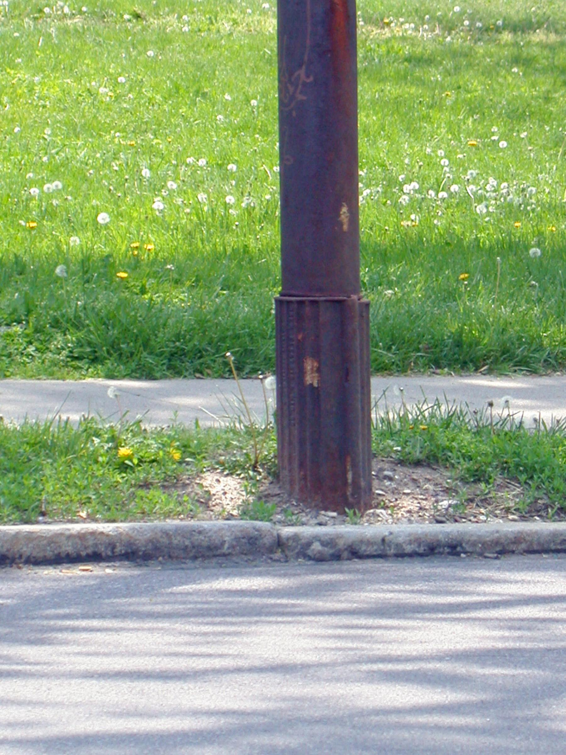 0009_TrolleyPoles-13