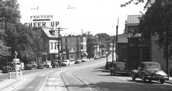 Historic photo of Madison Road approaching O'Bryonville in 1946