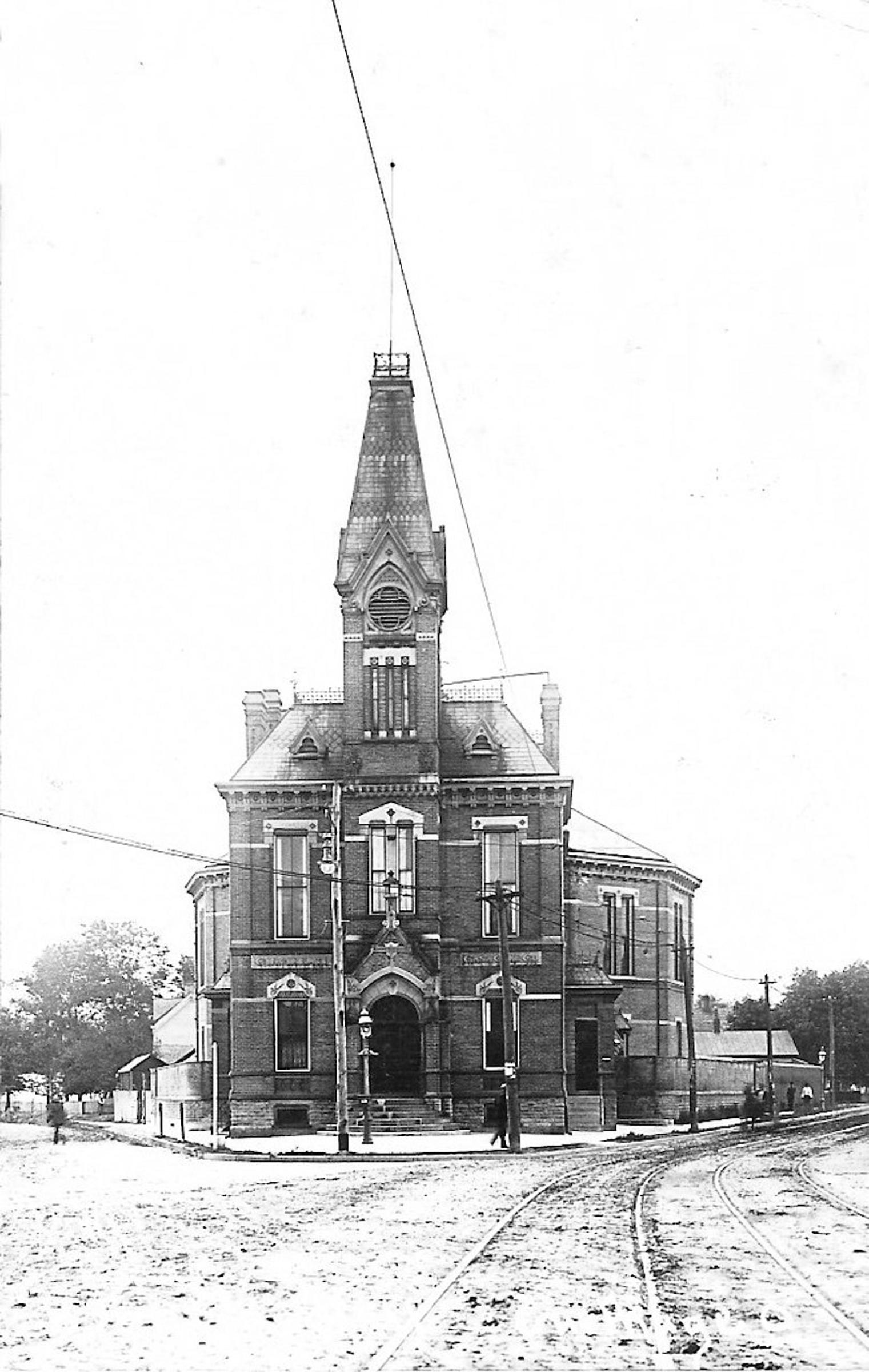 0012_CarthageGasHall